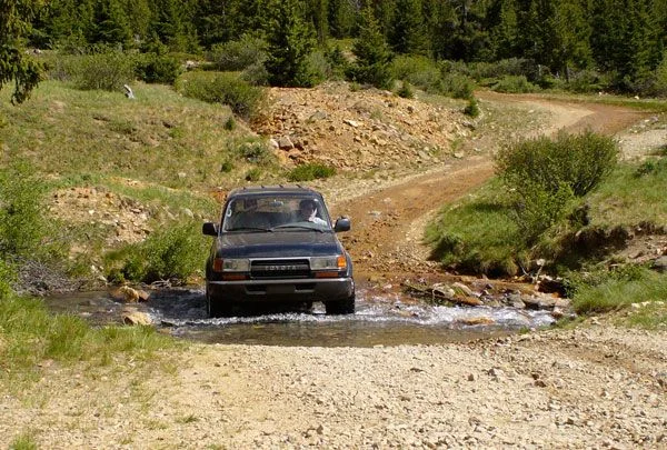 Name:  Peru_Creek_Crossing_02.jpg
Views: 1548
Size:  107.7 KB