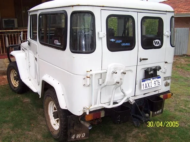 Name:  1HZ%20PICS%20004%20%28Small%29.jpg
Views: 405
Size:  60.5 KB