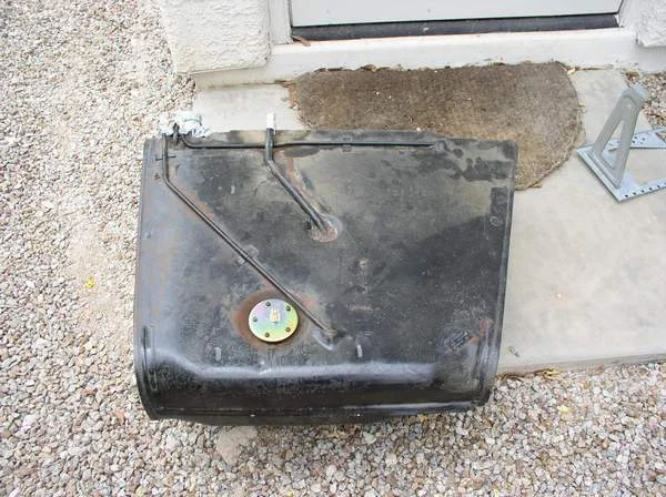 Name:  74_Gas_Tank_1.JPG
Views: 83
Size:  53.6 KB