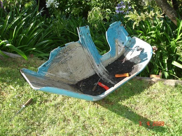 Name:  fender01.jpg
Views: 166
Size:  128.9 KB