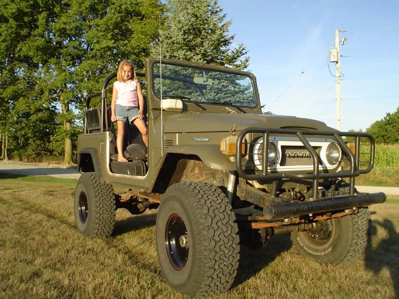 Name:  Meet Daryl '78 FJ40 001.jpg
Views: 82
Size:  110.2 KB