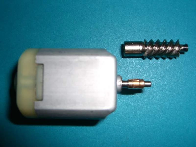 Name:  motor2.jpg
Views: 850
Size:  38.5 KB