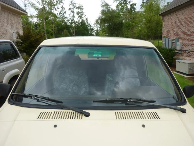 toyota pickup windshield trim replacement #4