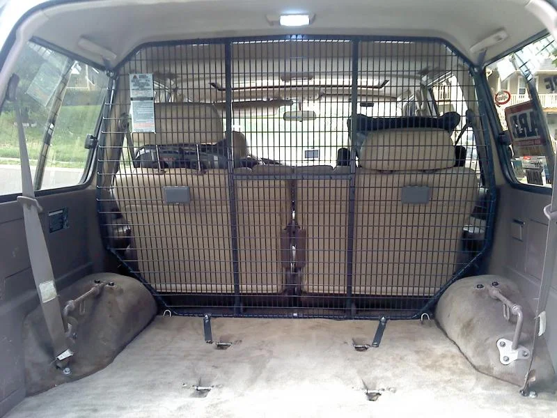 toyota 80 series cargo barrier #4