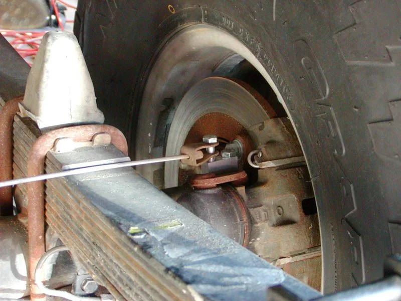 toyota hilux rear disc brake conversion #4