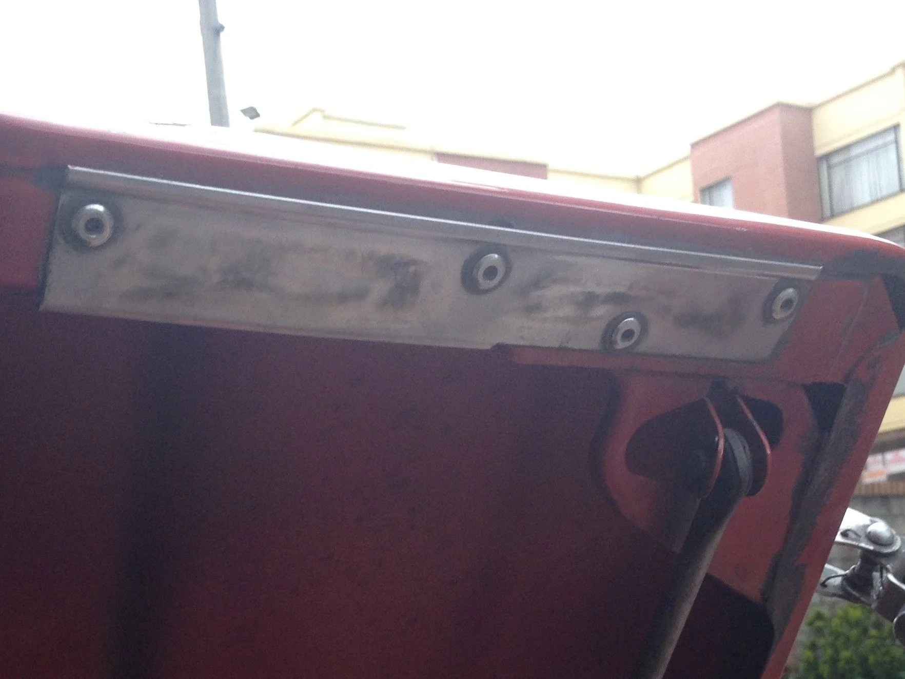 00 Stainless Steel Hood Rests.webp