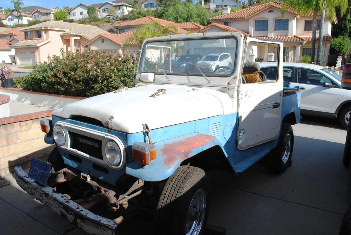 1977 Land Cruiser FJ40 - White Hardtop San Diego - seen worse for more