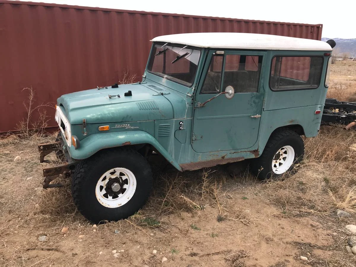 1972 Toyota FJ40 - Denver Green Hardtop
