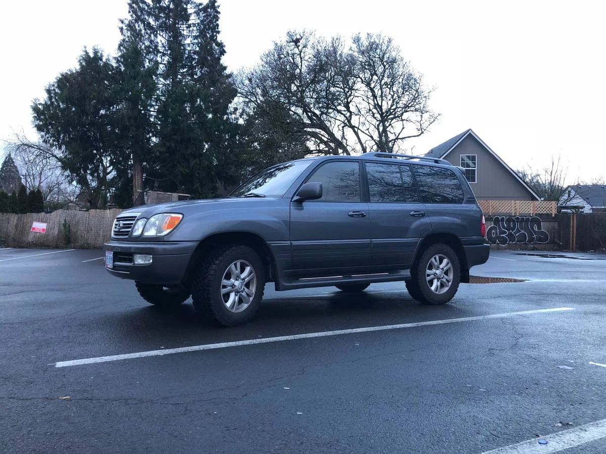 2003 Lexus LX470