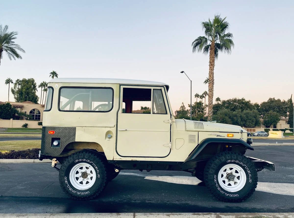 1972 Toyota FJ40 Land Cruiser, V8 Tan Diamond Plate NC