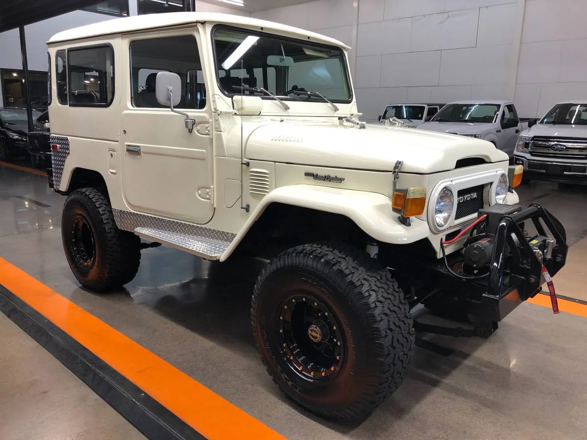 1977 Toyota Land Cruiser FJ40 - White Hardtop Dealer Clean Phoenix