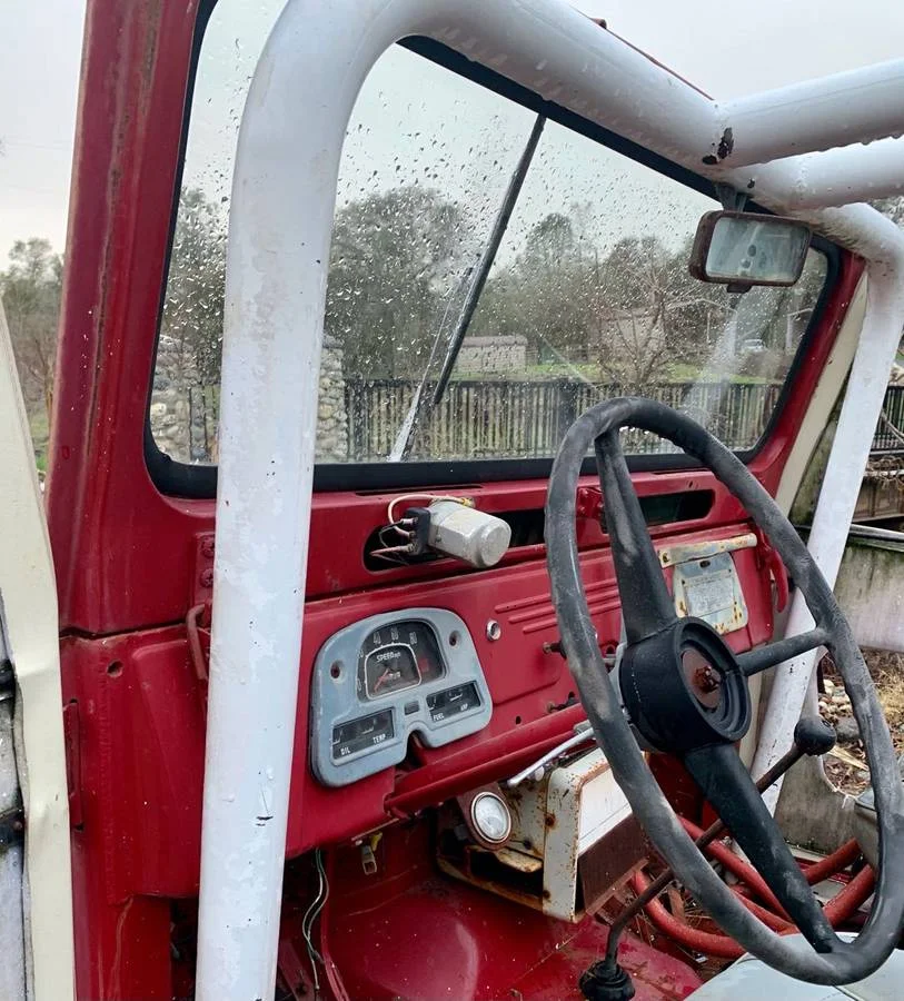 1964 FJ40 FST Landcruiser - Red - Sacramento