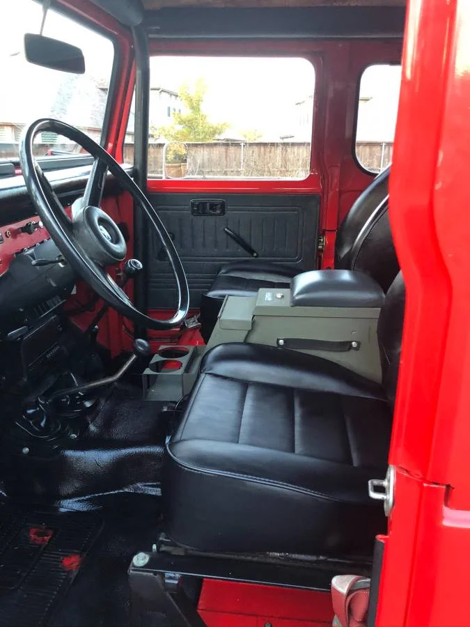 1978 FJ40 Toyota Landcruiser - Dallas TX Red Hard Top V8 -  AA Ranger torque splitter