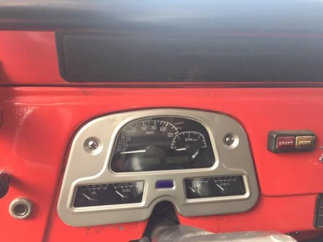 1931716