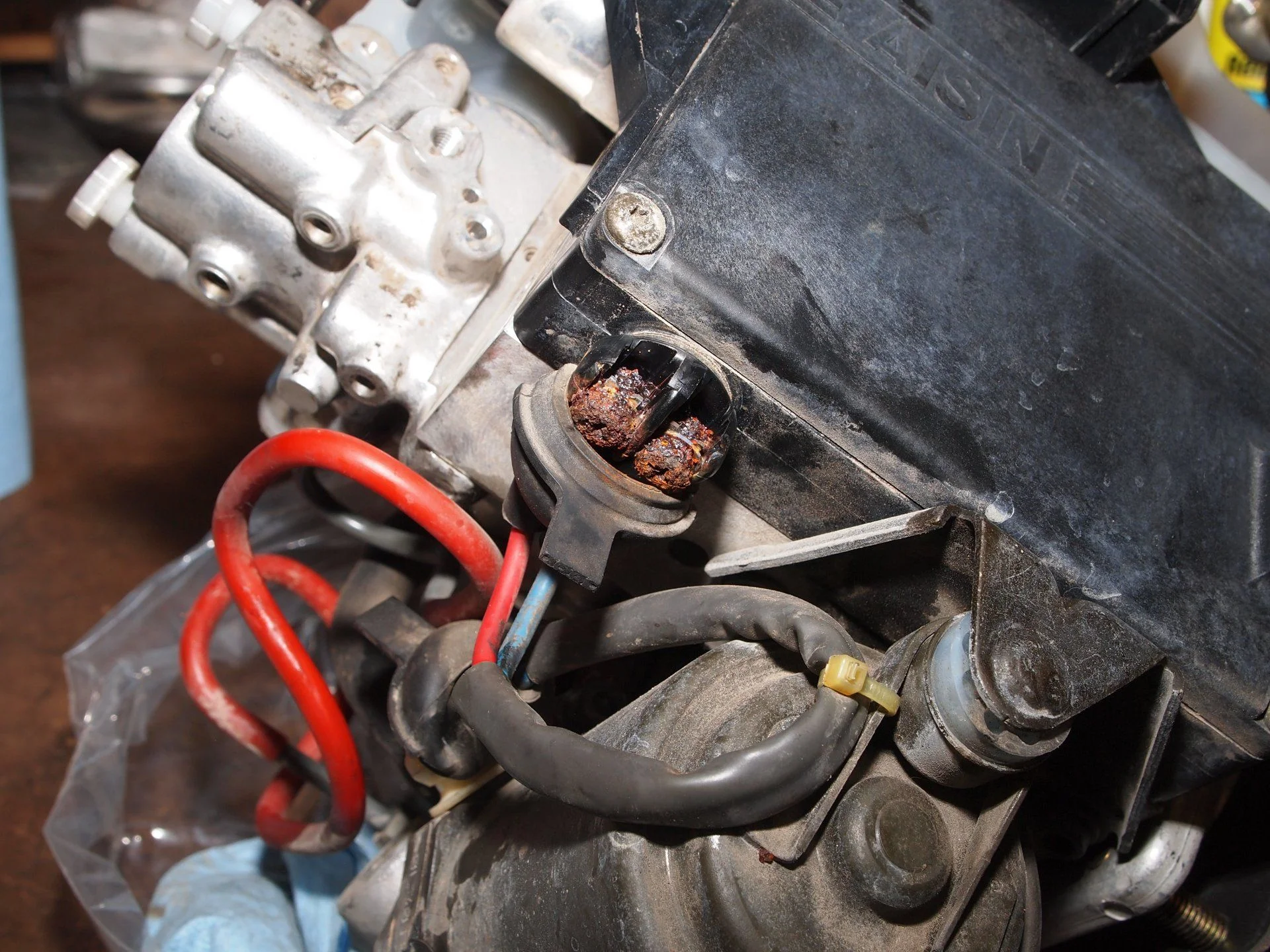 00LX 245K brake booster pump failure 7-5-18 (2).webp