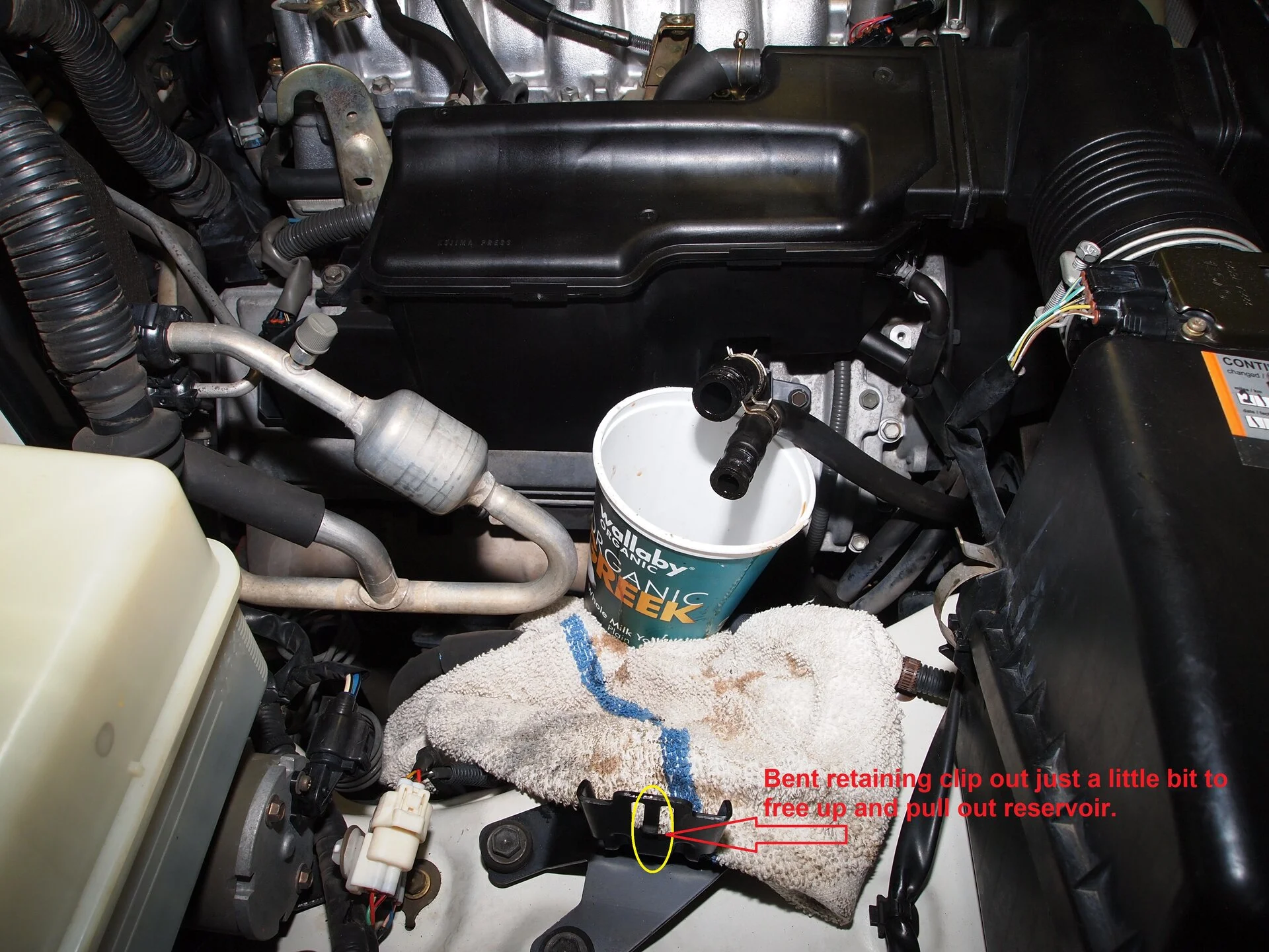 01 LX470 power steering clean & flush 3-27-16 013.JPG