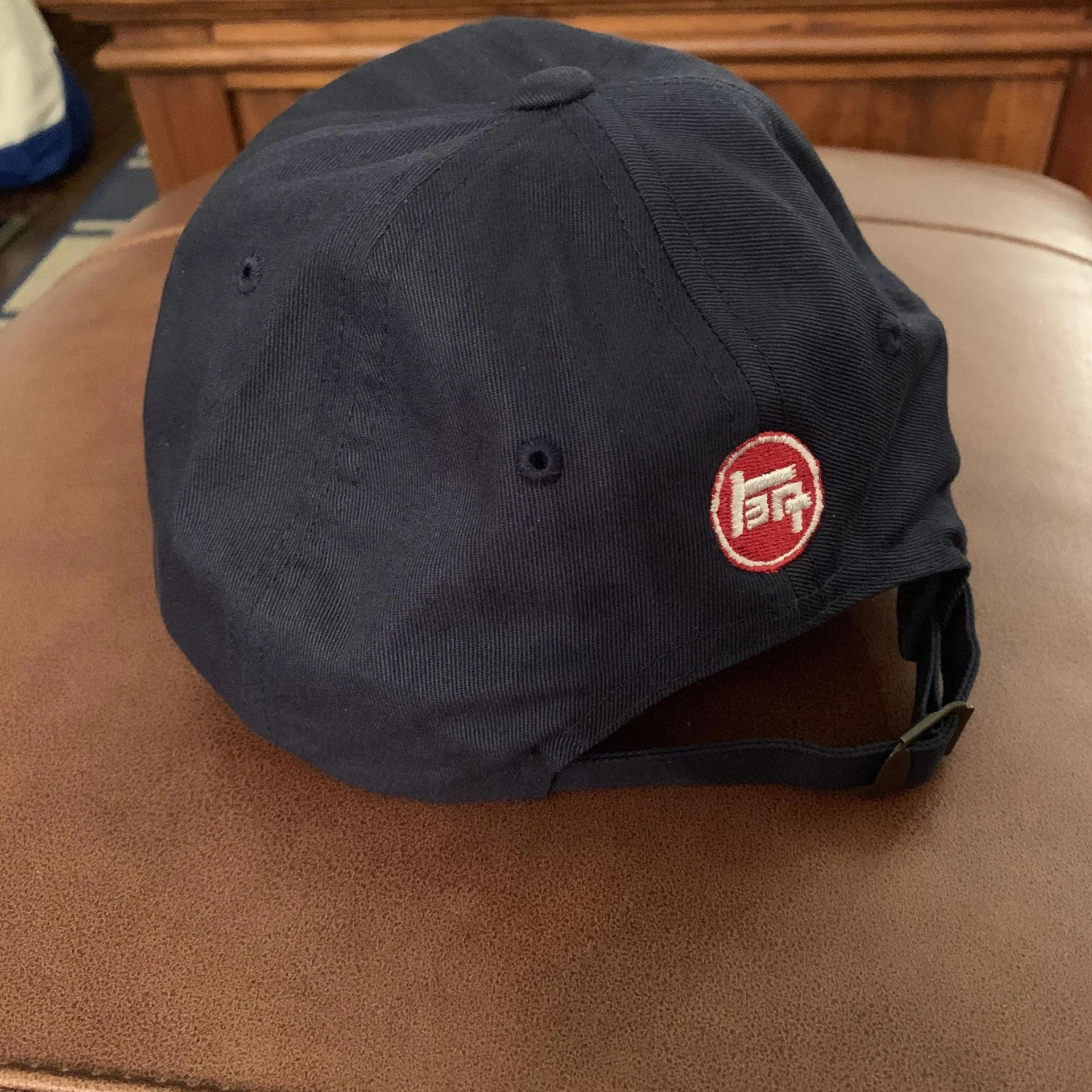 01_1b - dad hat ACTUAL_back_navy.webp