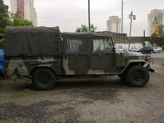 01f26f7bcf9121b66b3a2718f9482ff0--toyota-x-toyota-landcruiser.webp