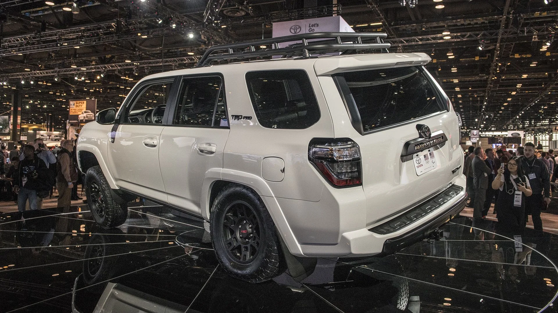 04-2019-toyota-4runner-trd-pro-chicago-1.webp