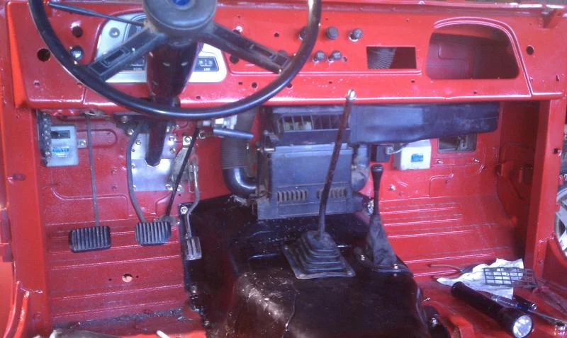040111gaspedalbracketcomputer.webp