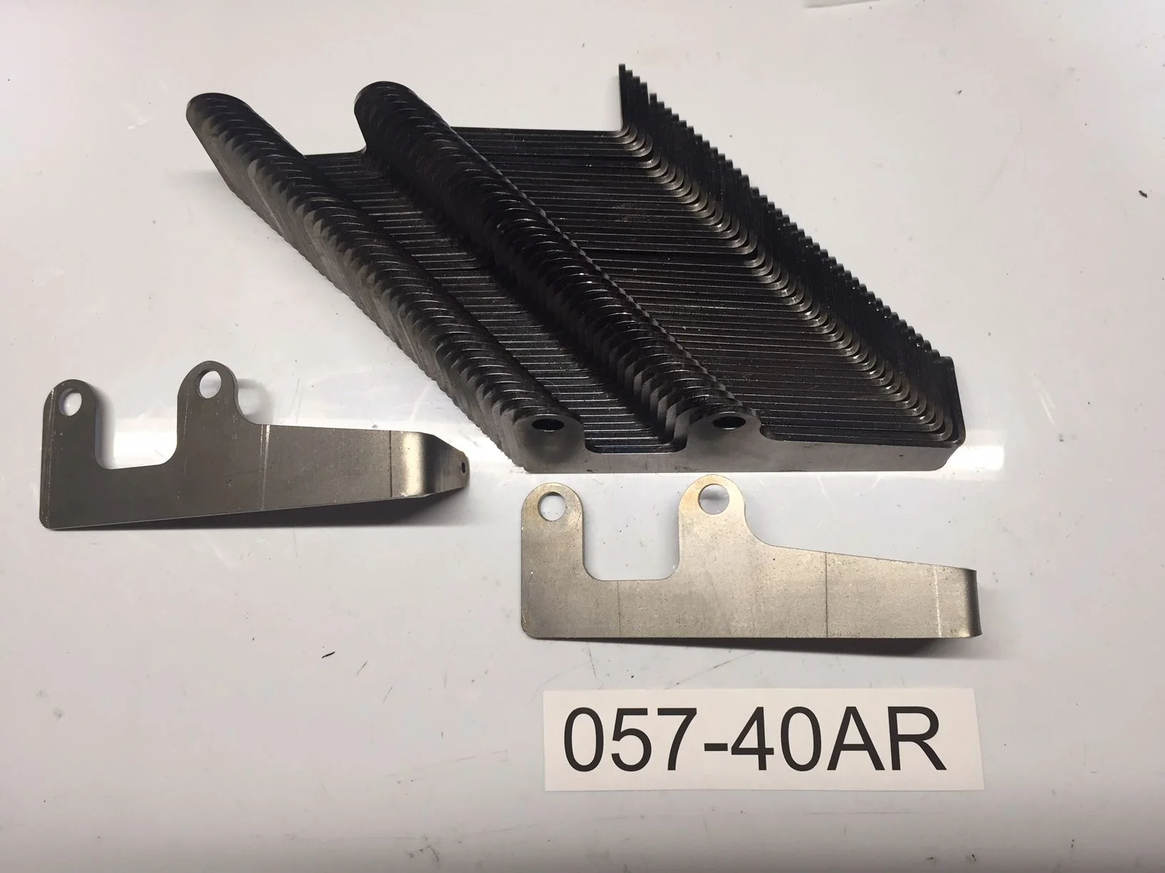 057-throttle return spring bracket.jpg
