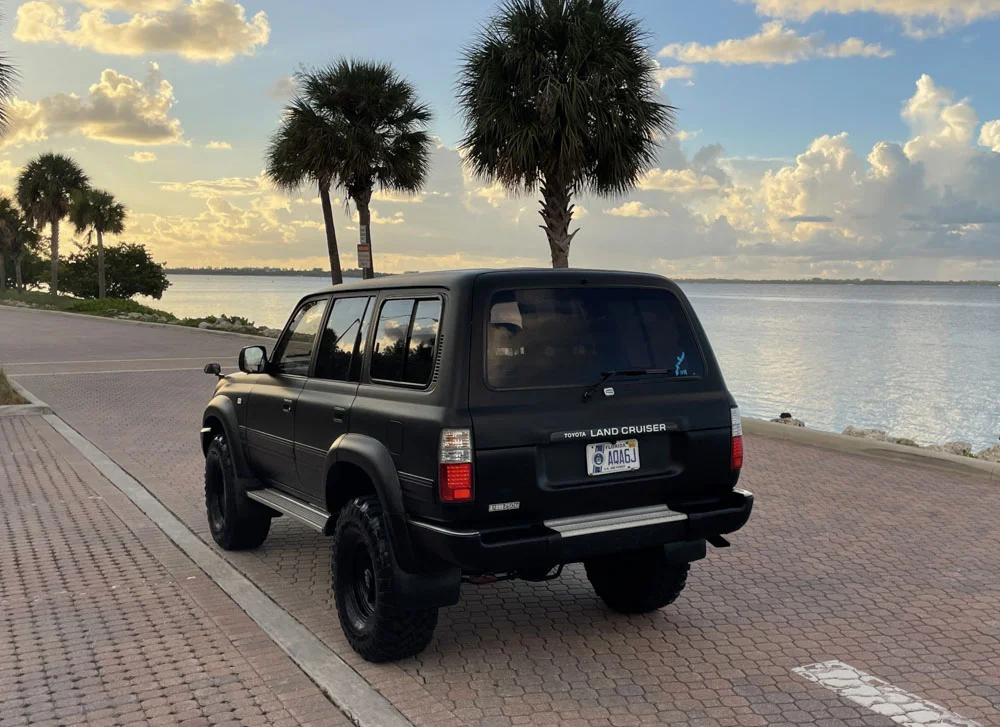 05_GREY2982.jpg