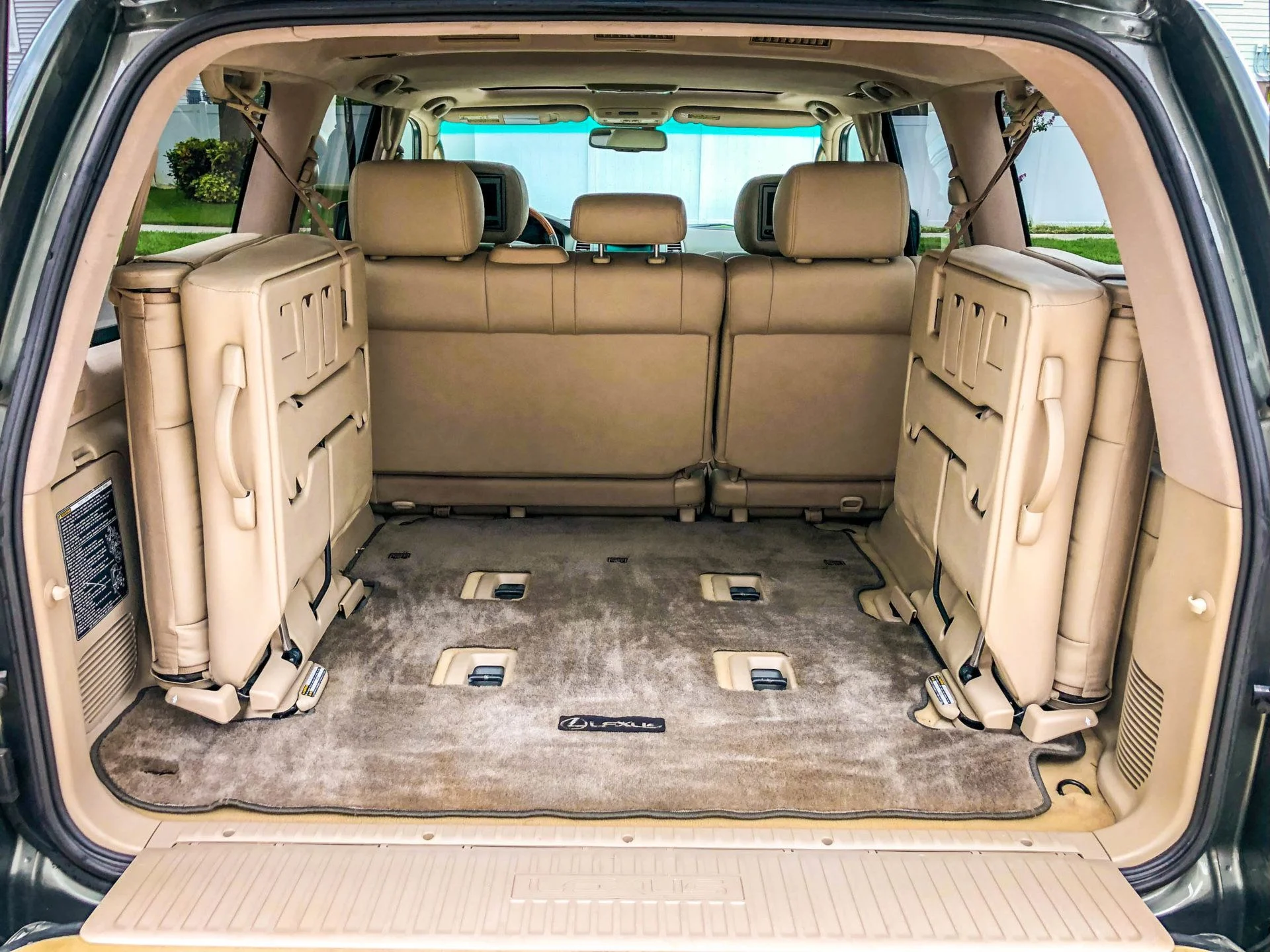 06-lx470-10.jpg