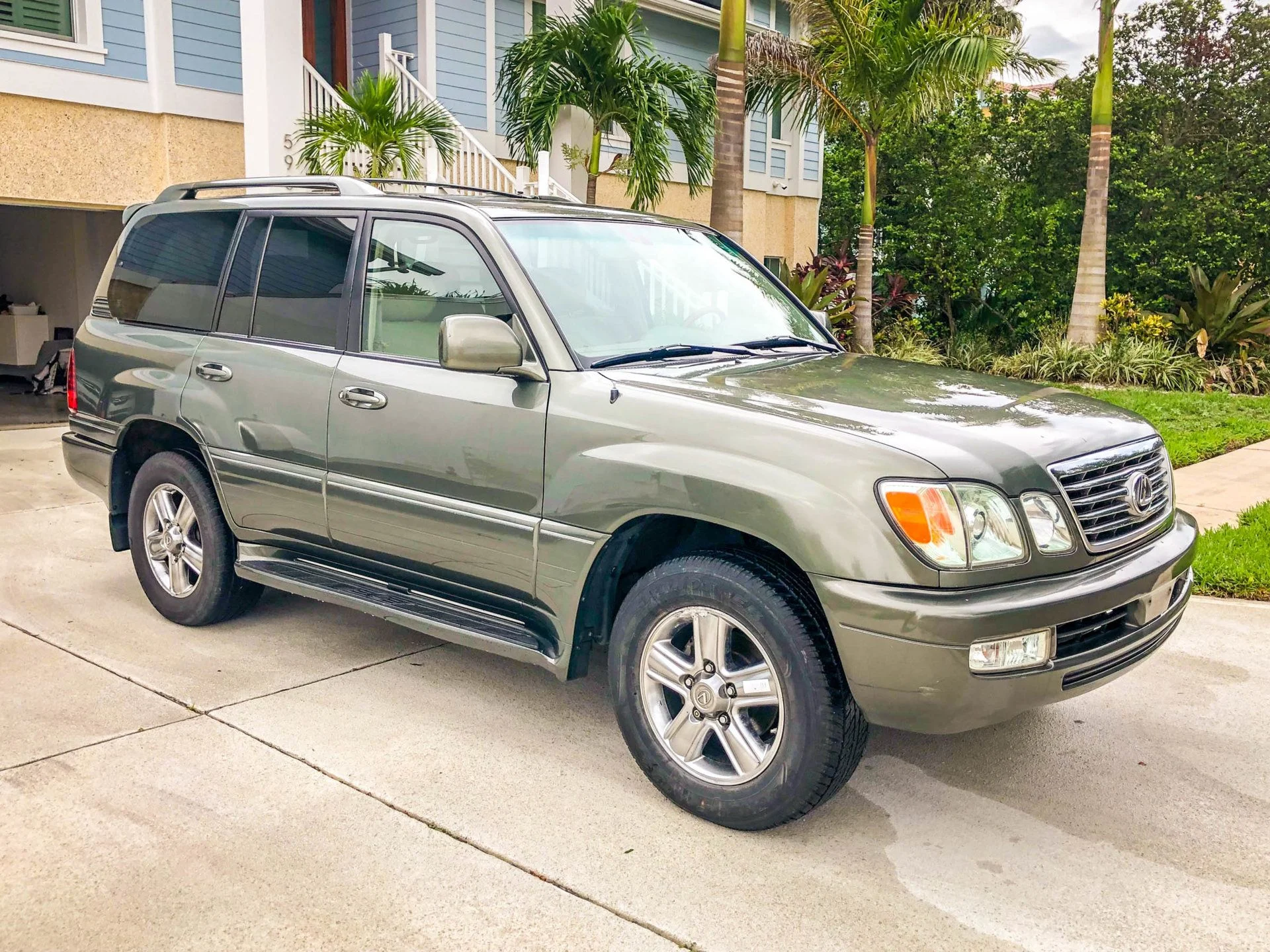 06-lx470-5.jpg
