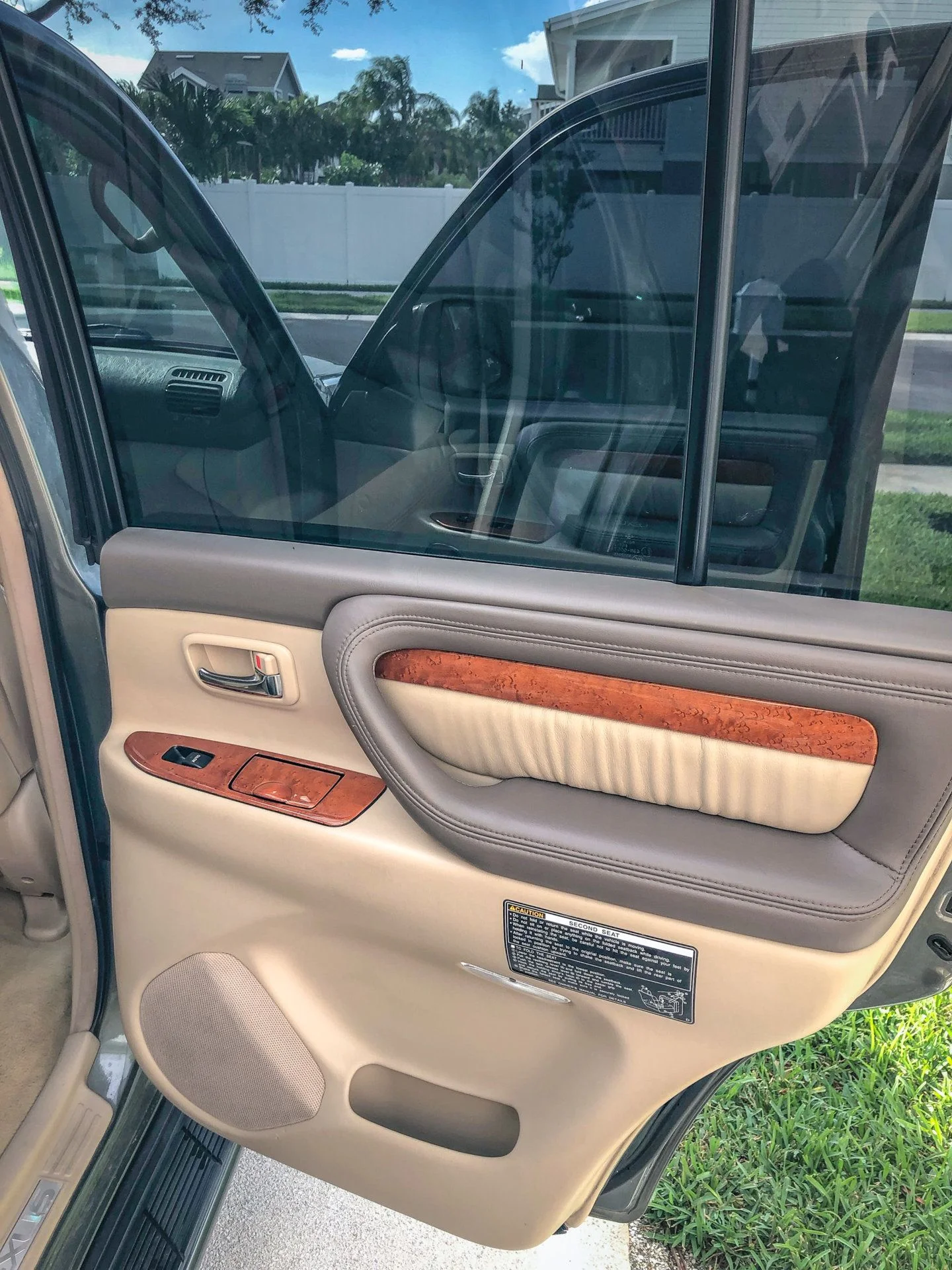 06lx-21.webp