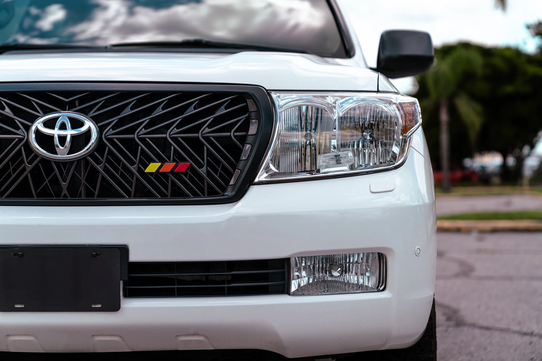 08-Land-Cruiser-11.webp