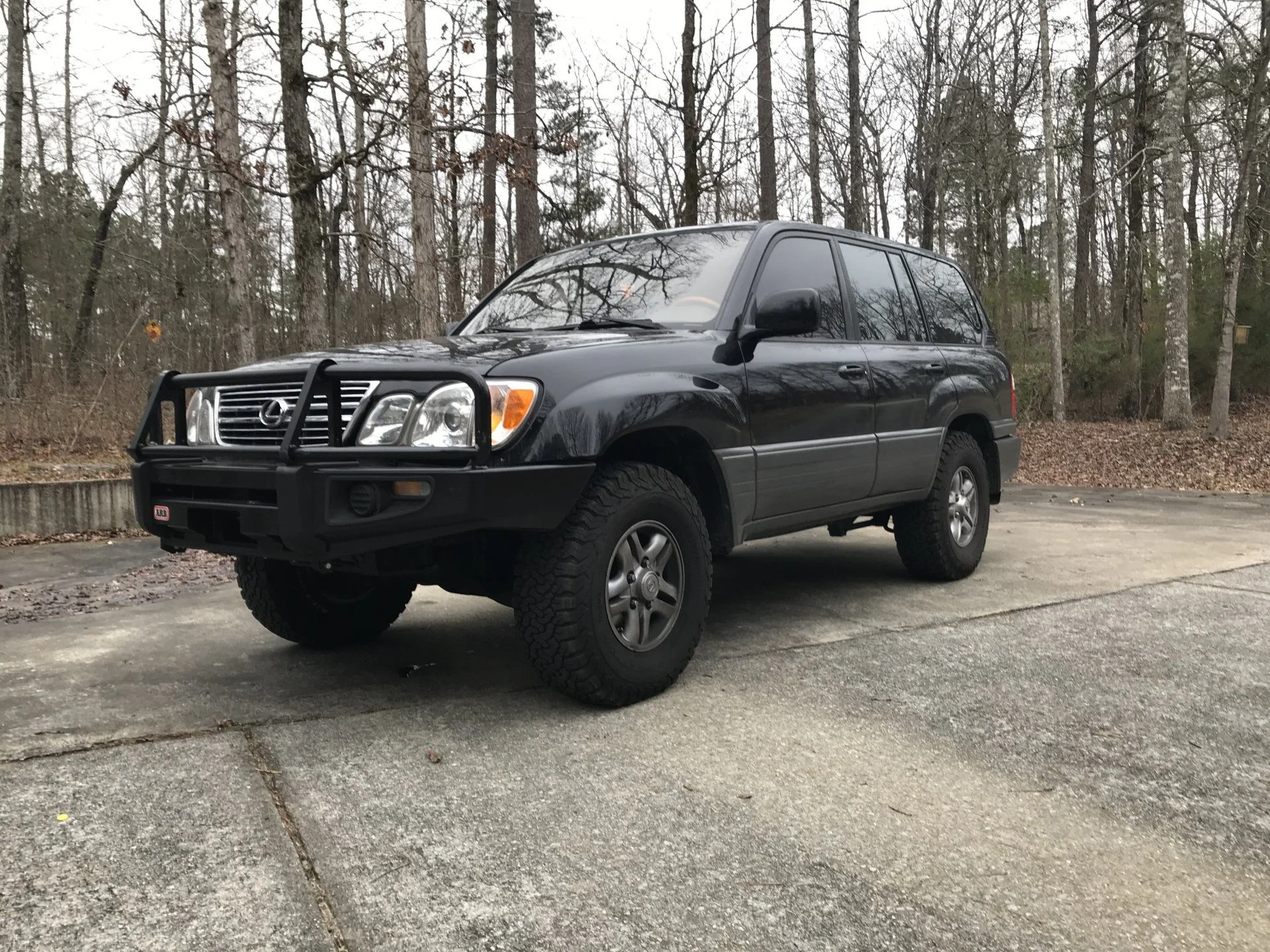 2001 LX470/a few mods $10,435