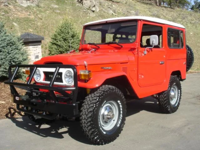 1978 FJ40 Land Cruiser - Restored - AC + PS
