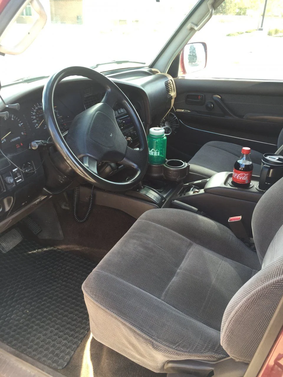 10- Front interior.webp