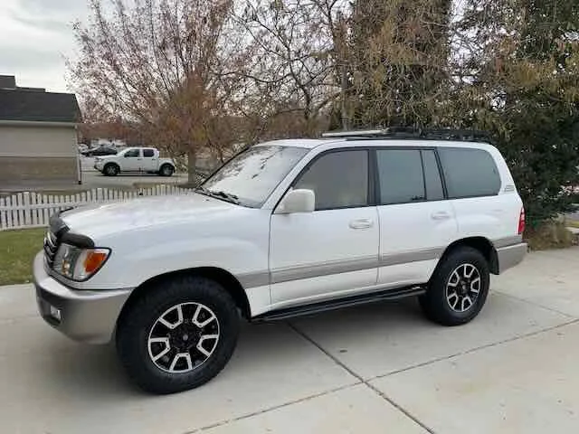 100-series-land-cruiser-new-wheels-tires-jpeg.3799637
