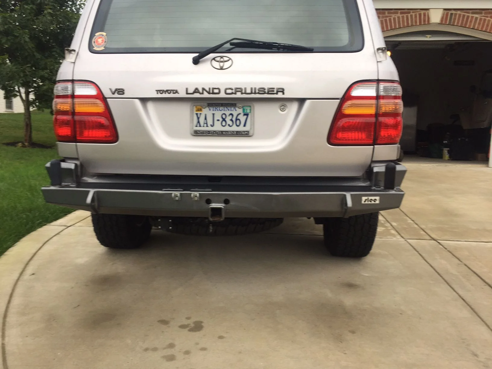 100 series rear view.webp