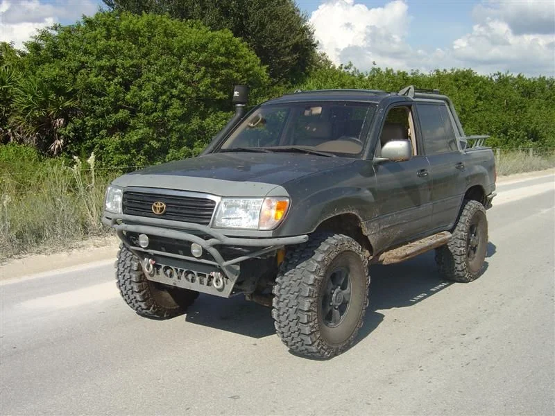 100_Ute_Back.webp