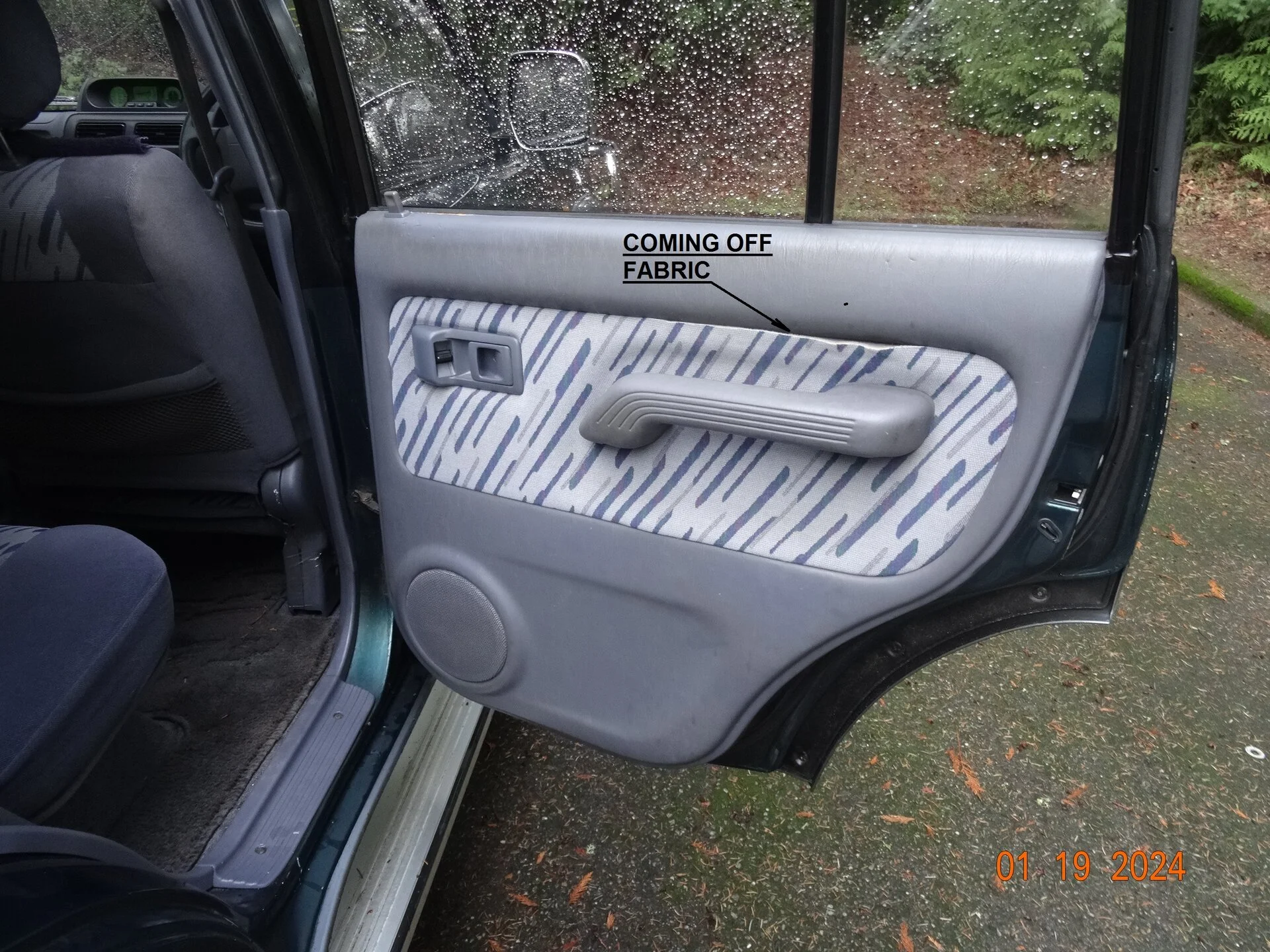 11. Rear door right.webp