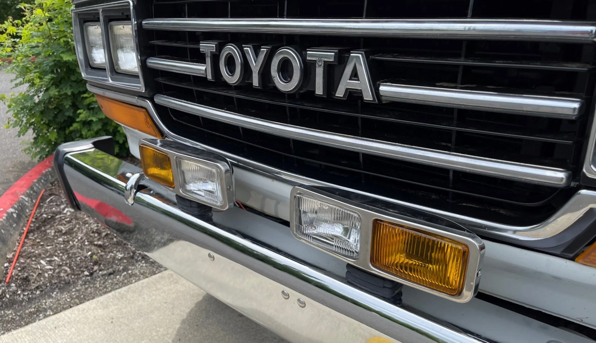 11_front lights bumper.webp