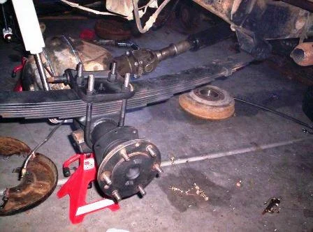 12 Wheel studs replaced, clened and paitned and readty for assembly.webp
