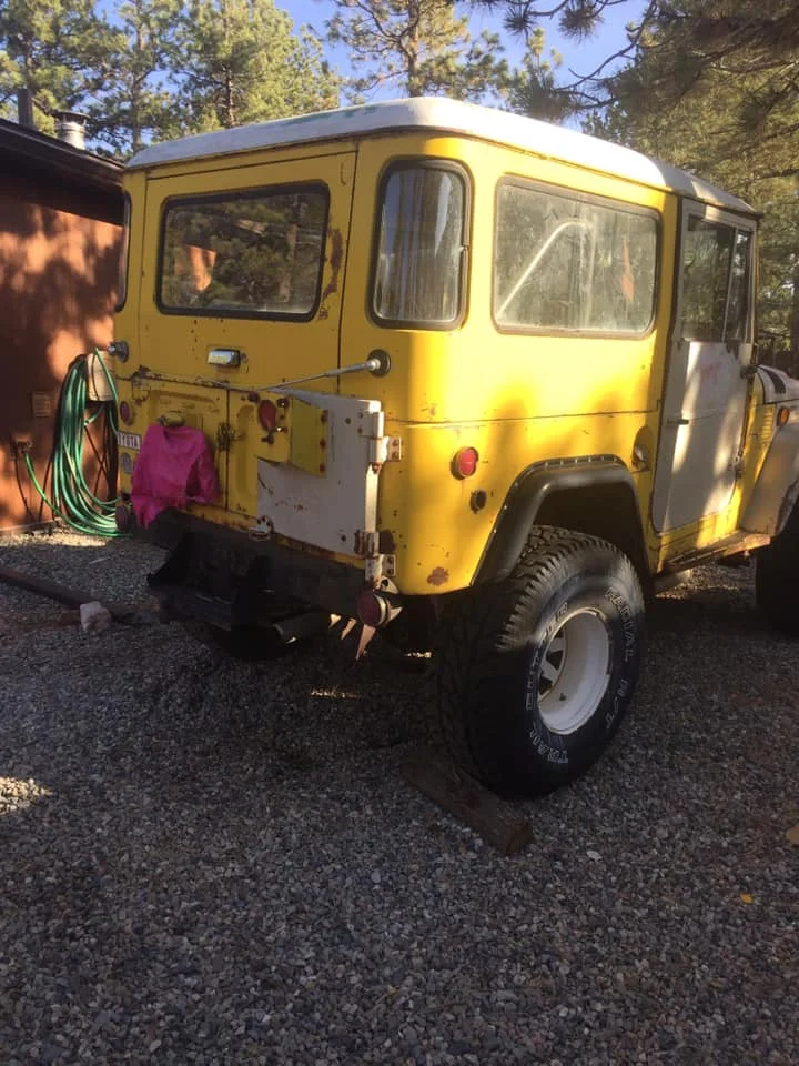 1967 FJ40 - Great Yellow Patina for most part - Auto V8 in Cali