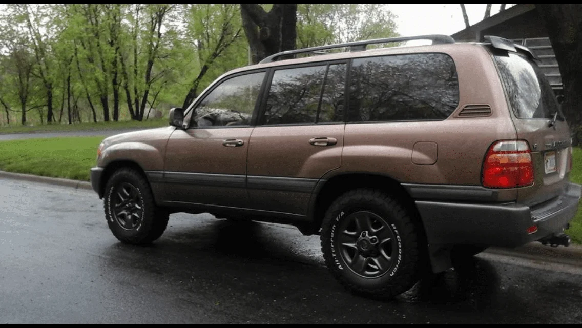ランドクルーザー100 BFGoodrich 275/70R16 BFG All-Terrain T/A KO2 LT275/70R16/D Tire