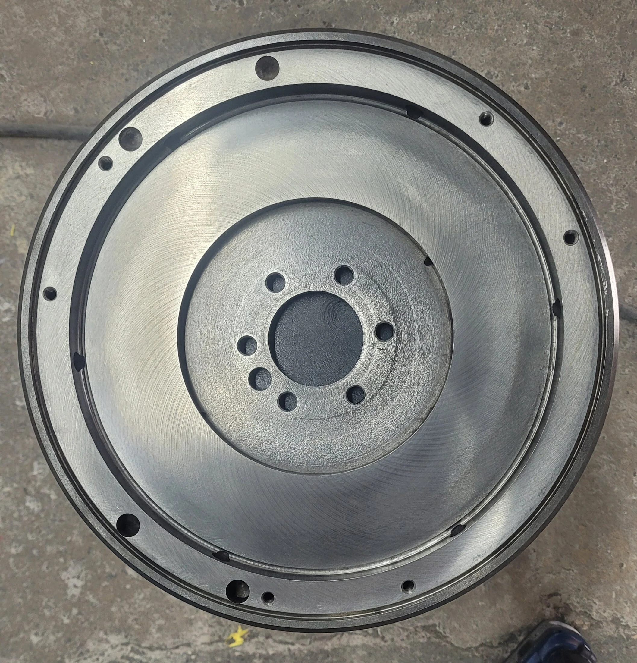 13451-60010 FJ40 flywheel_02.webp