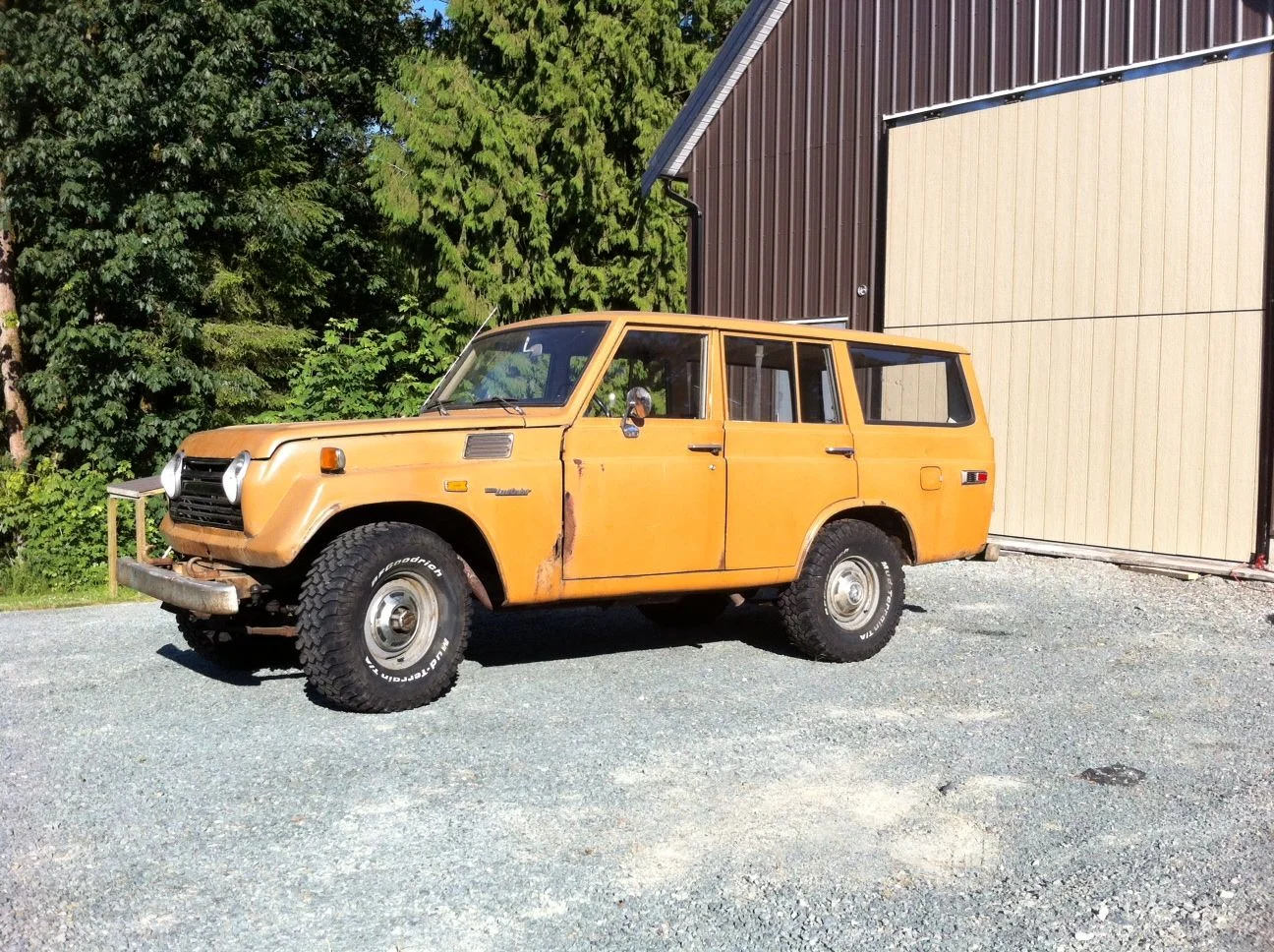 1974568