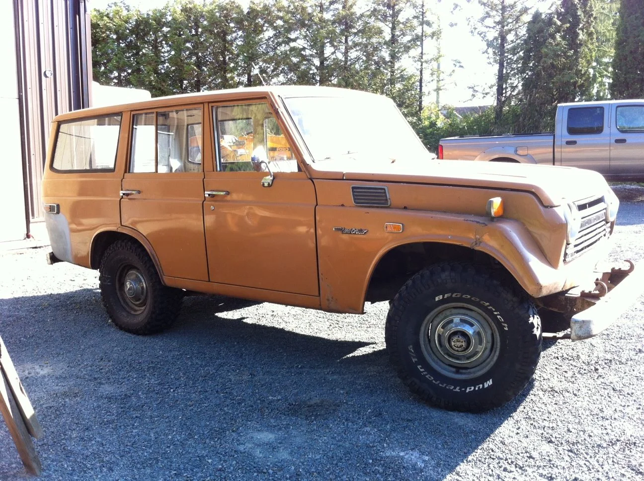 1974570