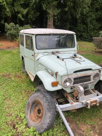 Outside of Seattle-Spring Green 1970 FJ40