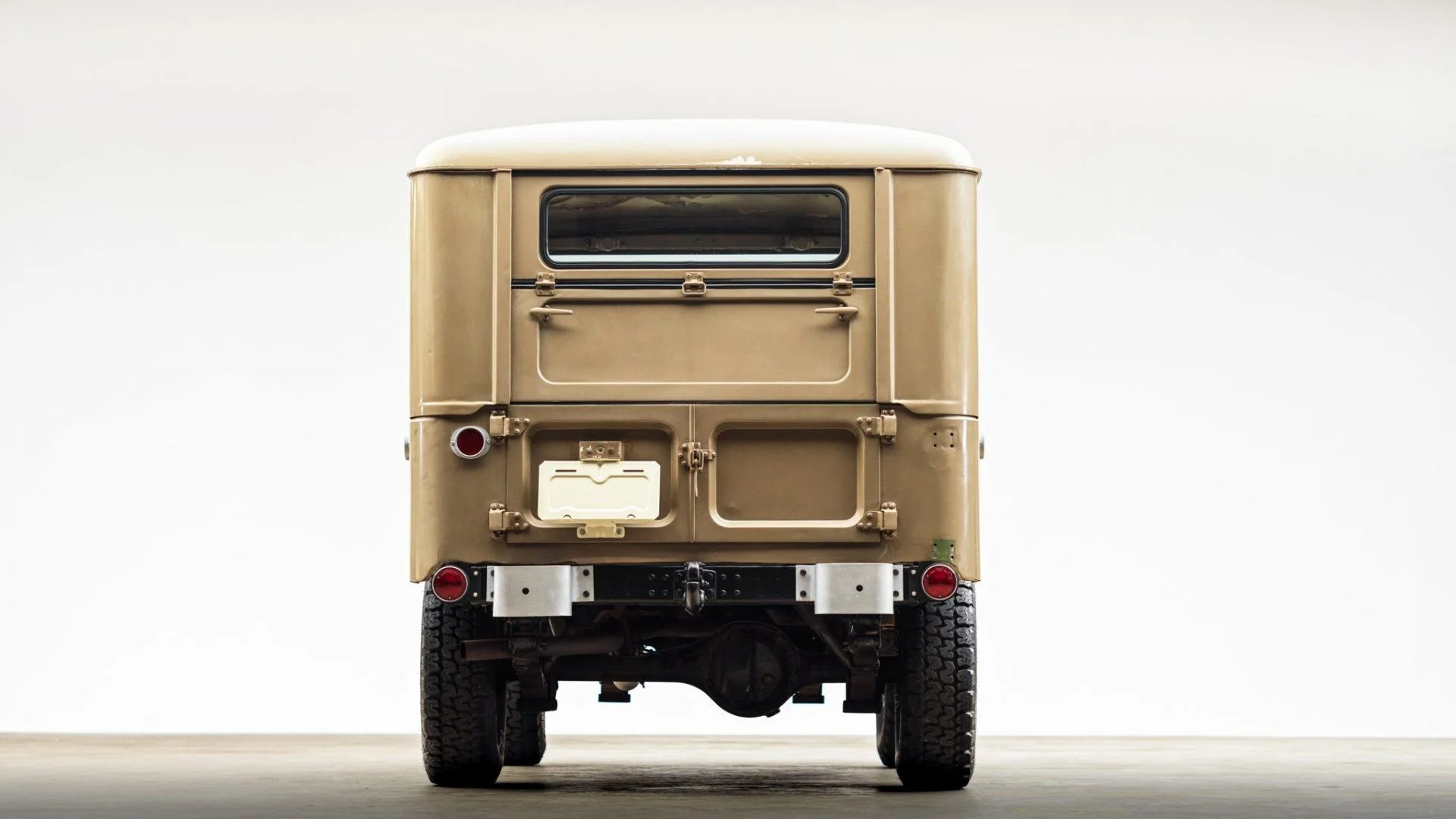 1965 FJ40 on Bat