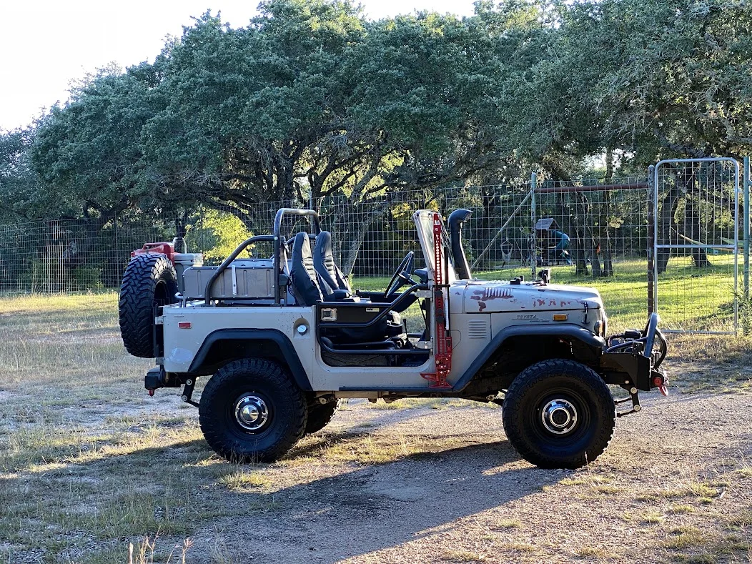 Dripping Springs, TX 1972 FJ40 SBC TH400