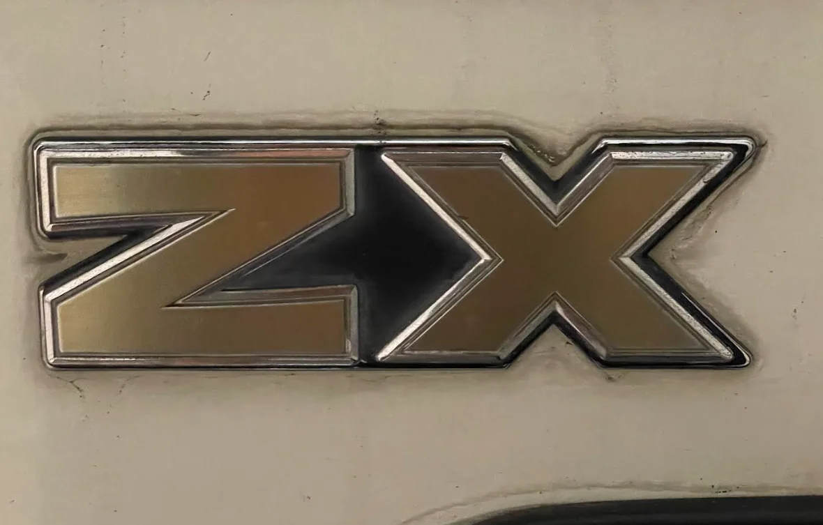 【LP】The Badge Motorsport Auto - The Z Store - Factory Hood Emblem, Chrome