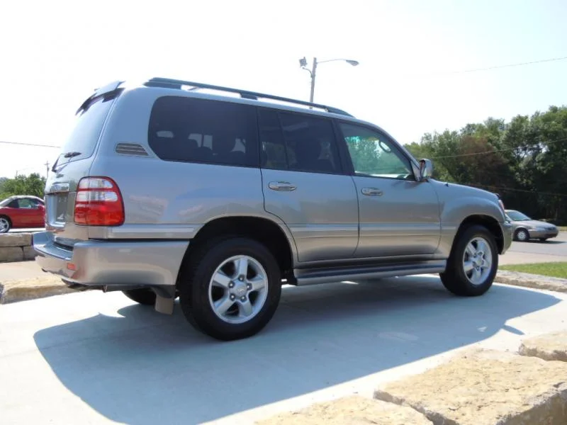 17k landcruiser 001.webp