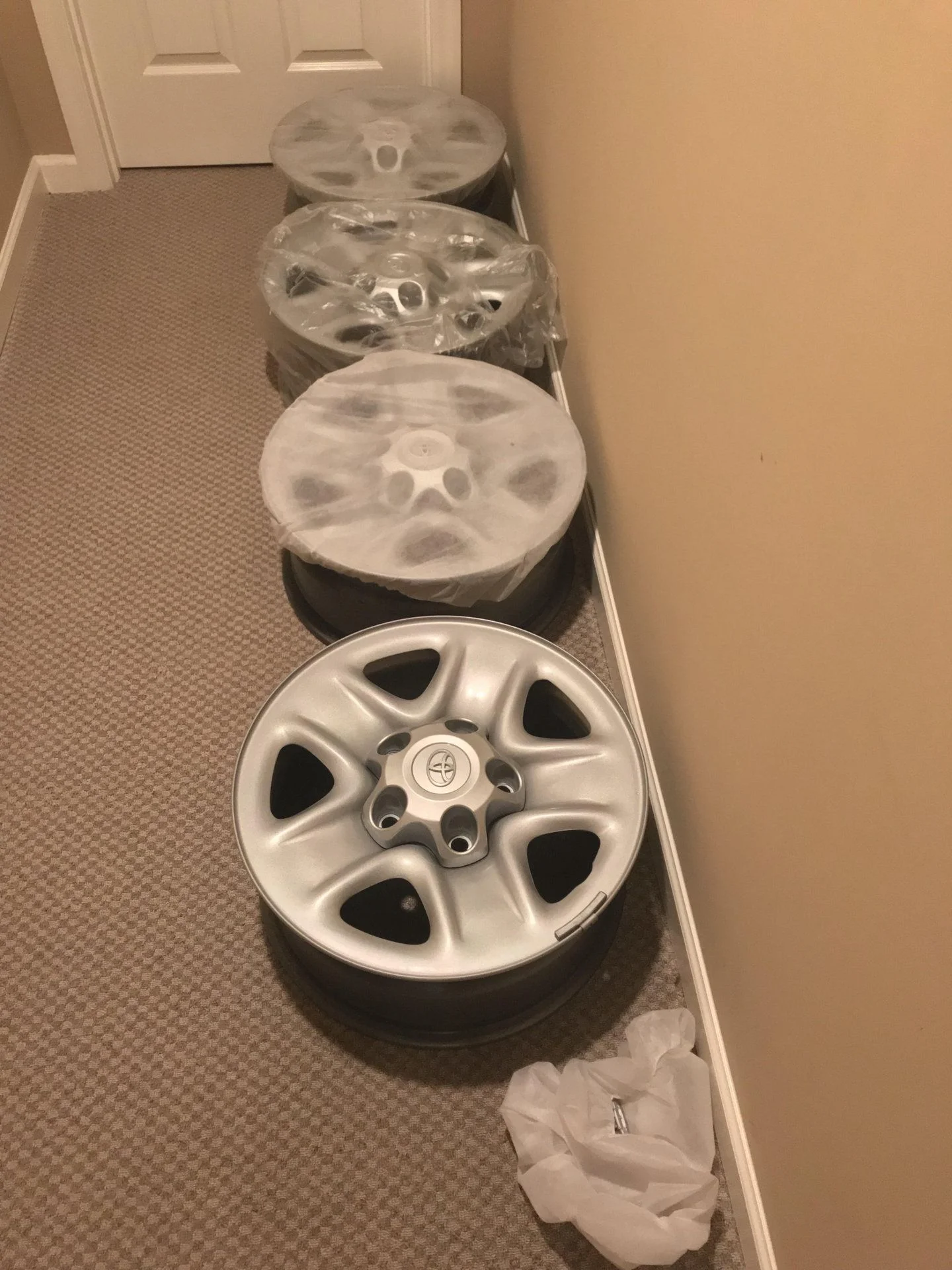 18' Tundra Steelies.webp